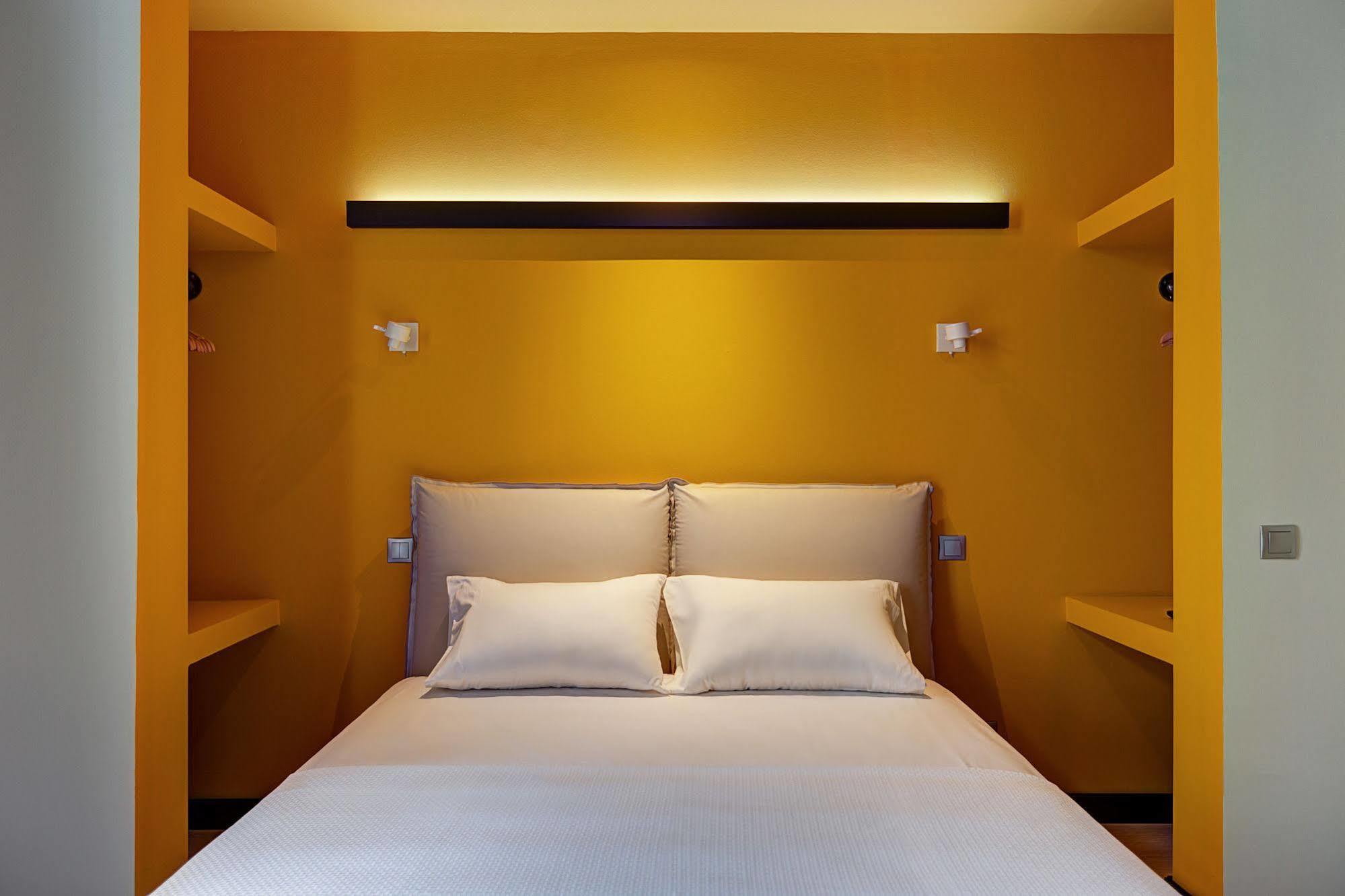 Colors Ladadika Thessaloniki Apartment Exterior photo
